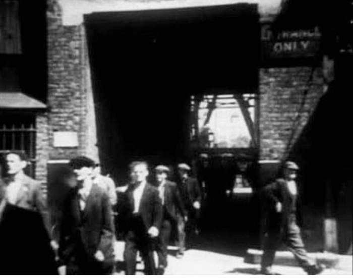 Pickle Herring Street-Potter’ Fields, Dockers Leaving Work.  X.png