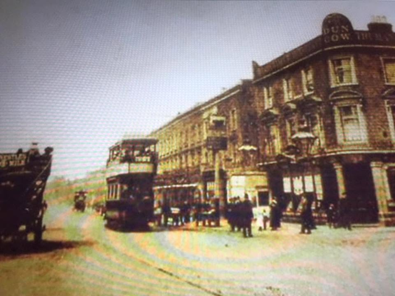 Old Kent Road, Dun Cow Pub.  X..png