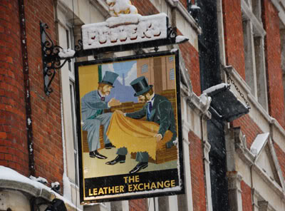 Leatherexchangepubsign4.jpg