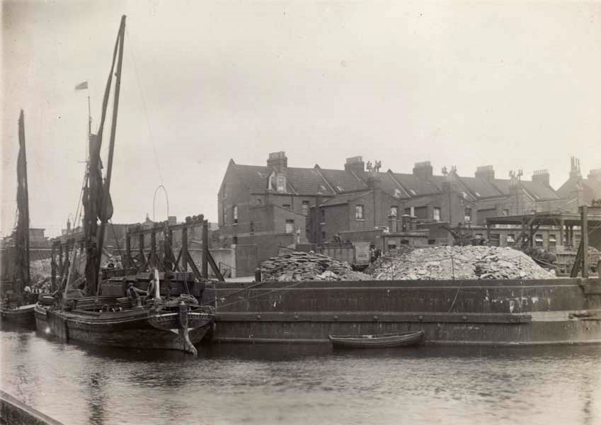 Glengall Wharf,around 100 years ago. 2015..jpg