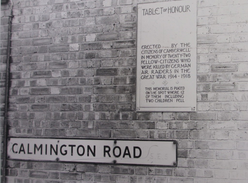 Calmington Road, Plaque..jpg