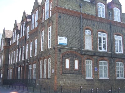 Lant Street,Charles Dickens Primary School.jpg