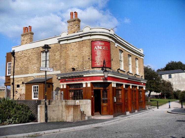 THE ANGEL PUB2.jpg