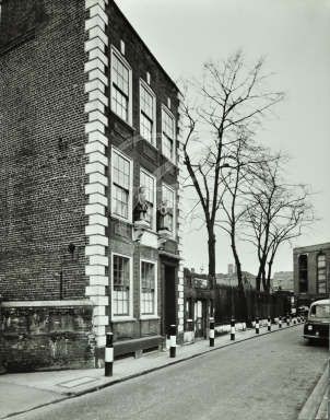 Saint Mary's parochial School Rotherhithe watch house, 70 Saint Marychurch Street parochial school and Watch House.jpg