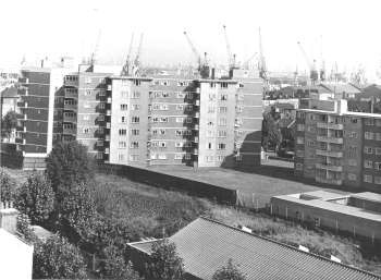 Haddonfield Estate, Bush Road, Rotherhithe, 1959.jpg