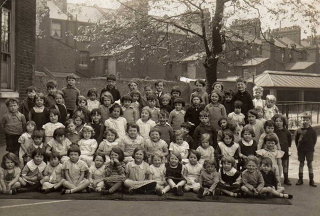 Paragon School 1934.jpg