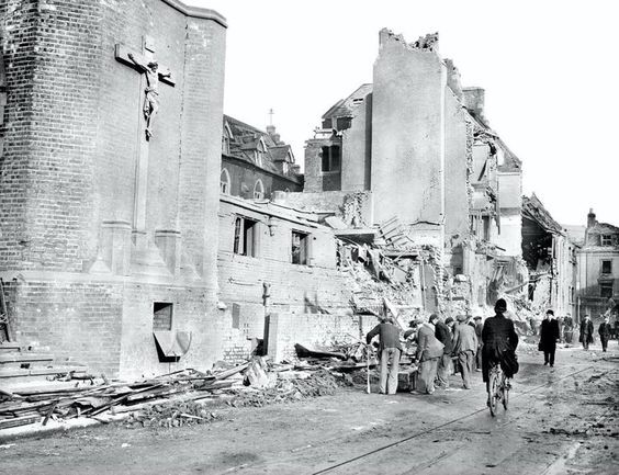 Frank Davis The bombing of Dockhead RC Church in Dockhead Bermondsey in WW2.jpg