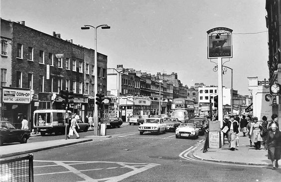 The Old Kent Road by The Dun Cow Pub Bermondsey in 1975, this is how I remember it.On the left, down near the bus is Kinglake Street..jpg