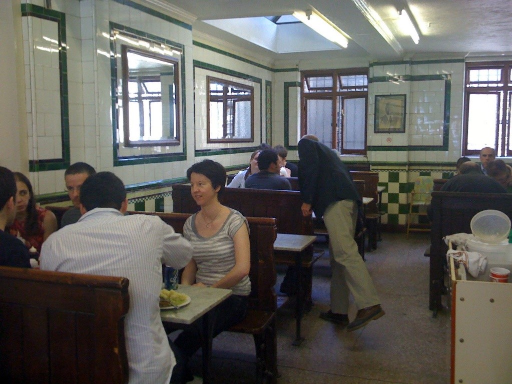 MANZES PIE & MASH SHOP,TOWER BRIDGE ROAD,2016  X.jpg