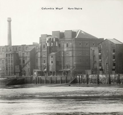 Columbia Wharf & Horn Stairs,Rotherhithe,1937..jpg