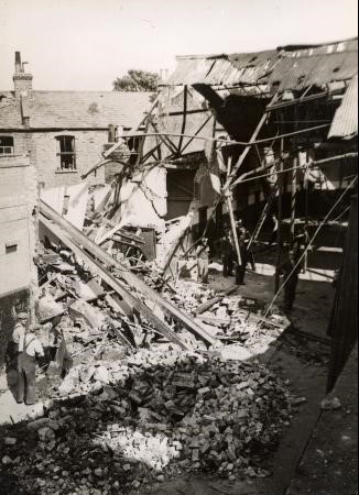 Old Kent Road,Bowles Road bus garage,1940..jpg