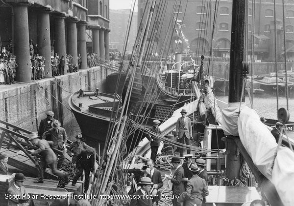 ‘Quest’ in Hay’s Wharf, London, Shackleton-Rowett Antarctic Expedition 1921-22.jpg