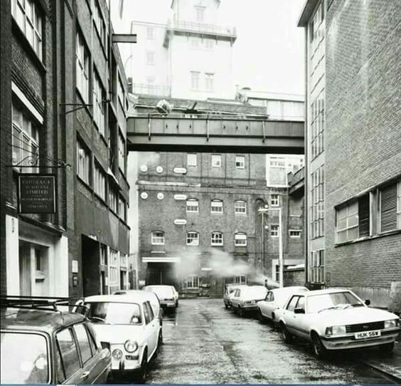 Horsleydown lane, Courages Brewery.  More pictures in Horsleydown Topic. X.jpg