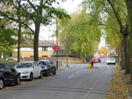 Bevington Street, same location, I think that is the other half of Fountain House's roof..jpg