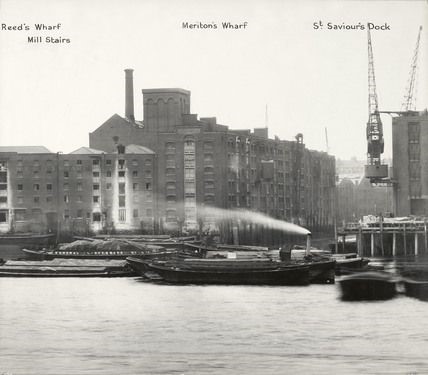 Reeds Wharf, Mill Stairs, Meritons Wharf and St Saviours Dock 1937.jpg