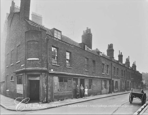 Adam Street, by Oran Place, Rotherhithe, 1904 X.jpg