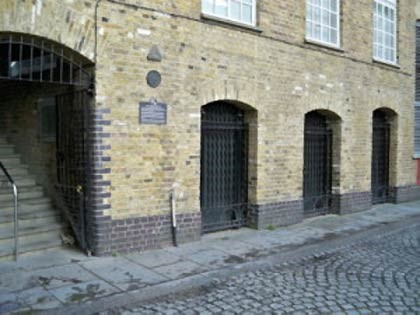 Film The Long Memory,1953 Shad Thames. 2 X.jpg