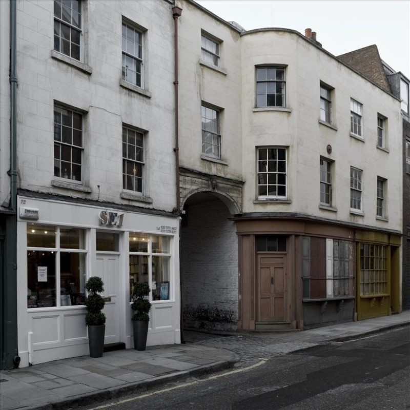 Carmathen Place, Bermondsey Street 2017.  X.jpg