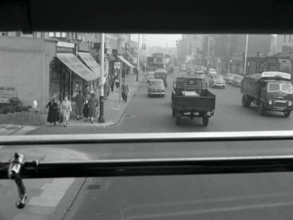 Film Salvage Gang 1958.Old Kent Road, just past Penry Street looking south east. The opening on the left-hand side is to a garage. X.jpg