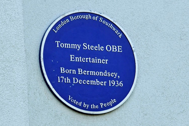 TOMMY STEELE.jpg