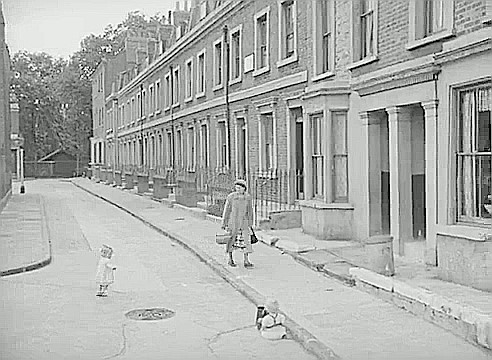 Film Adventure in the Hopfields 1954, Ralph Street looking into Dickens Square..jpg