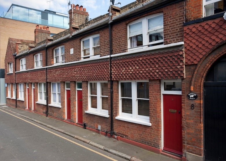 Ayres Street, White Cross Cottages, Southwark. Completed 1890.jpg