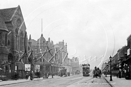 OLD KENT ROAD c1900s The Baptist Chapel, Albany Road and the Thomas A Becket Pub on the left..jpg