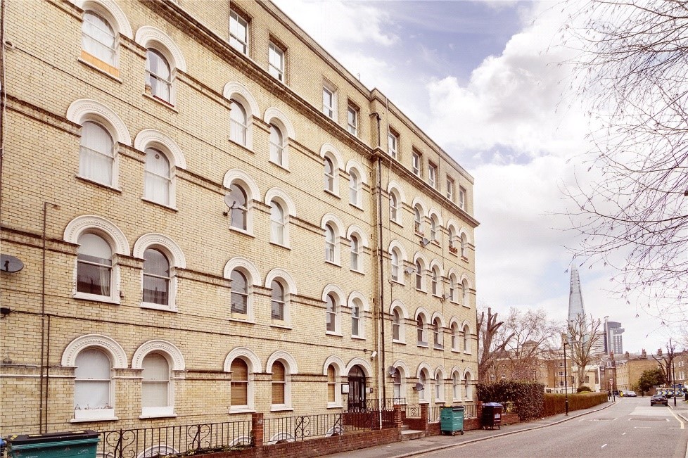 Bath Terrace, Trinity House, 2018. Looking towards Harper Road.  X.jpg