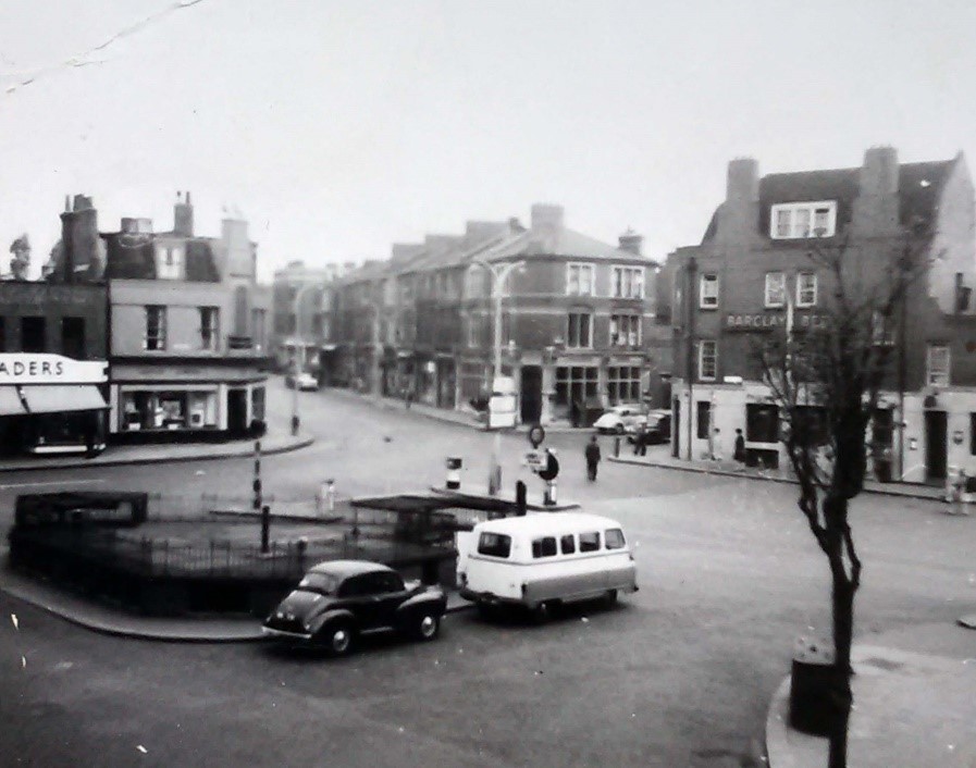 JAMAICA ROAD,ROTHERHITHE TUNNEL..jpg