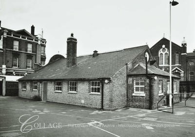 Ilderton Primary School, Old Kent Road c1977.jpg