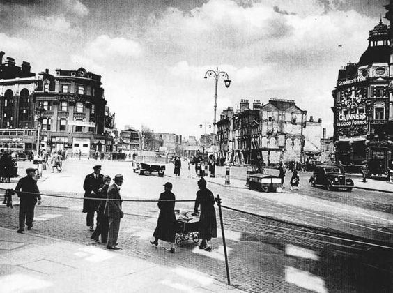 Elephant & Castle c1941..jpg