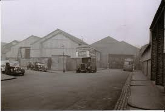 Old Kent Road Bus Garage.jpg