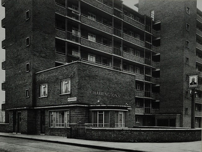 Lord Nelson, Nelson Square left, Union Street right, Rowland Hill house, in background 1956..jpg