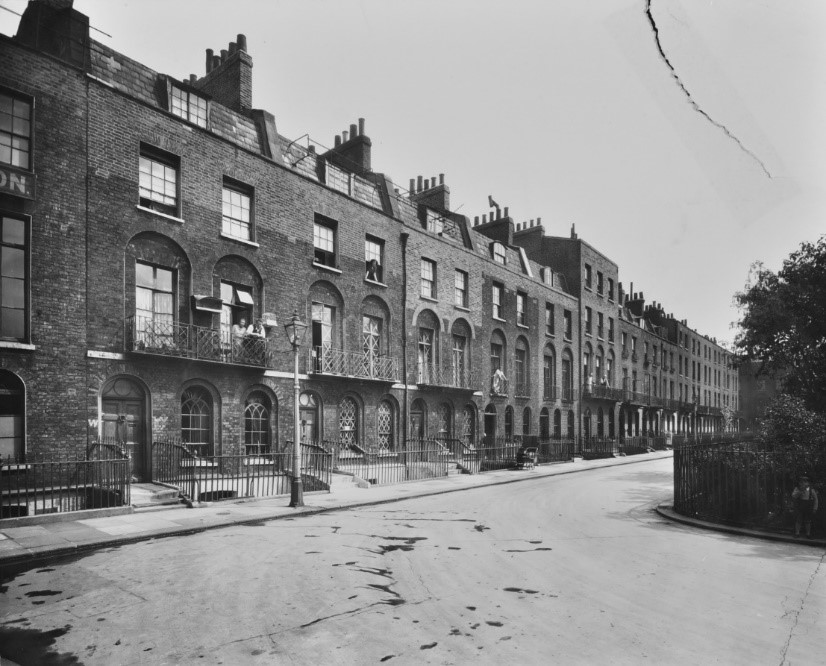 Nelson Square,Blackfriars, North side. 1940. The old Square was destroyed in the Blitz.jpg