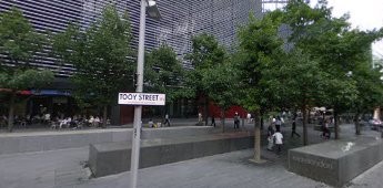 Tooley Street, I think this is roughly where the Transport & General Workers Union office was,opposite the Shipwright Arms Pub. .jpg