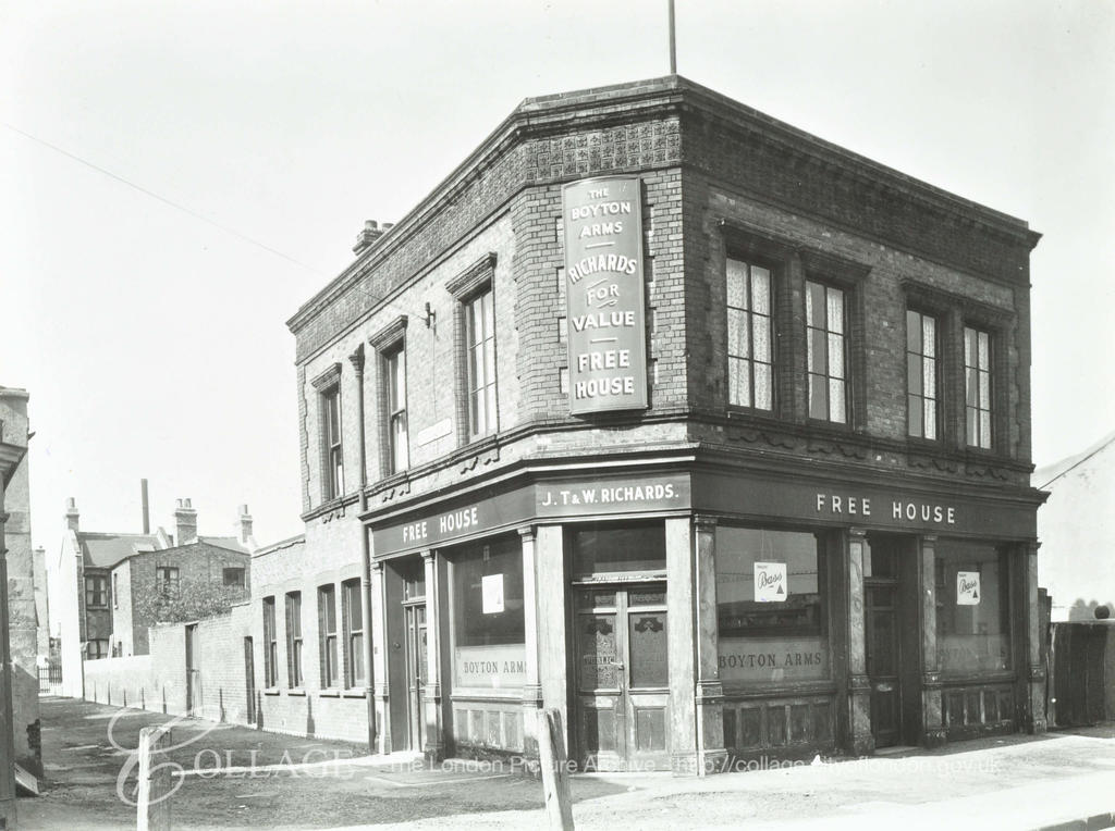 New Church Road, Boyton Arms No.143. Since demolished and now part of Burgess Park.   X.png