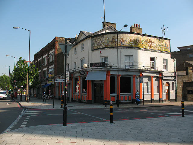 Old Kent Road, Kentish Drovers & Halfway House, Commercial Way right.  X.png