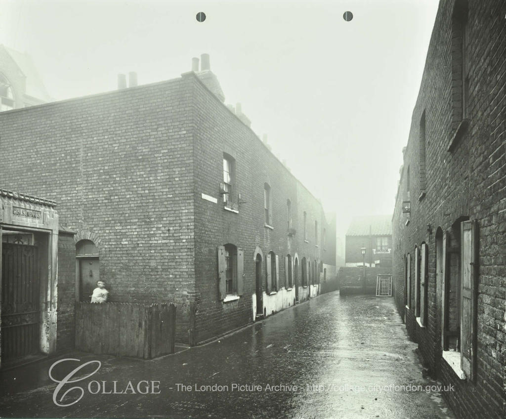 Lockyer Street 1914. Porlock Place far end.  X.png