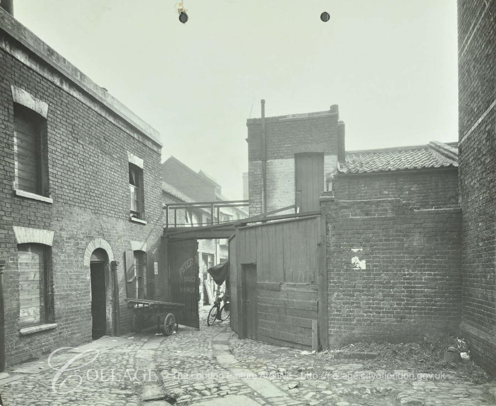 Southall Place, Tabard Estate,1913. X.png