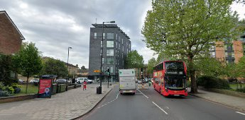 Tower Bridge Road,Abbey Street is where the grey Building is, Long Walk is left of that Building. 2019. X.png