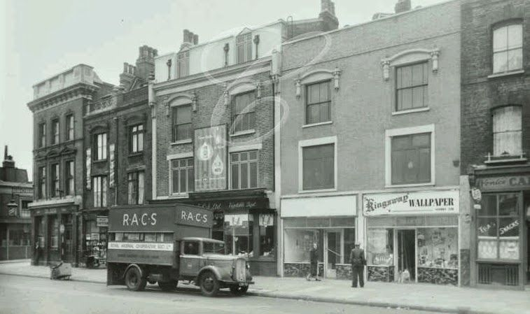 Westmoreland Road The Red Lion on the corner. X.png