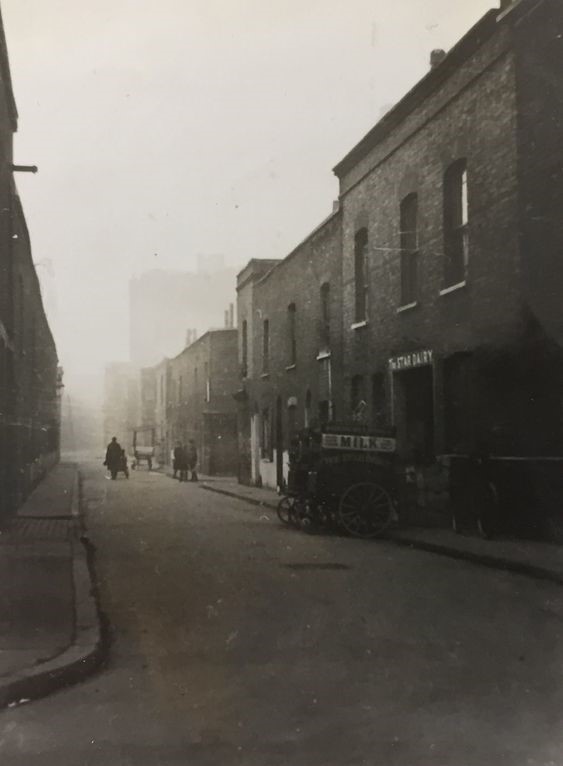 Alice Street looking from Decima Street c1930.jpg