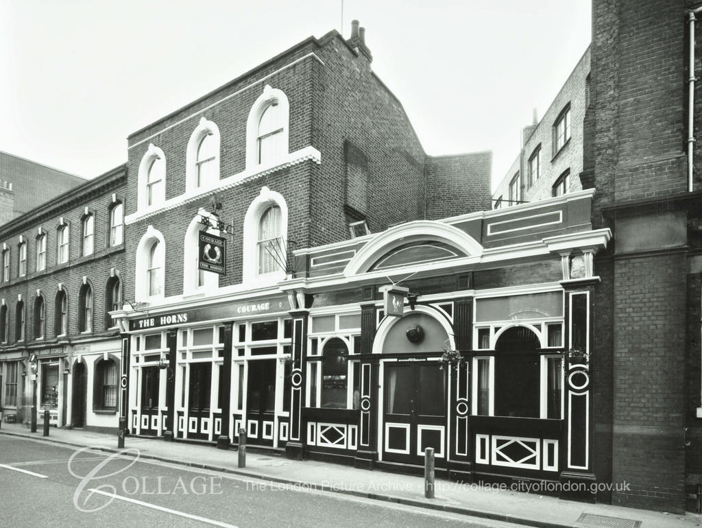 Crucifix Lane, The Horns, Bermondsey c1981,opposite Shand Street. X.png