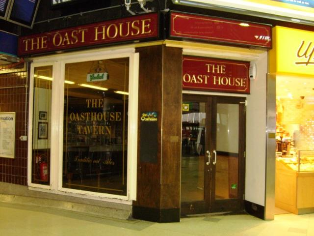 The Oast House was situated at London Bridge Underground Station..png