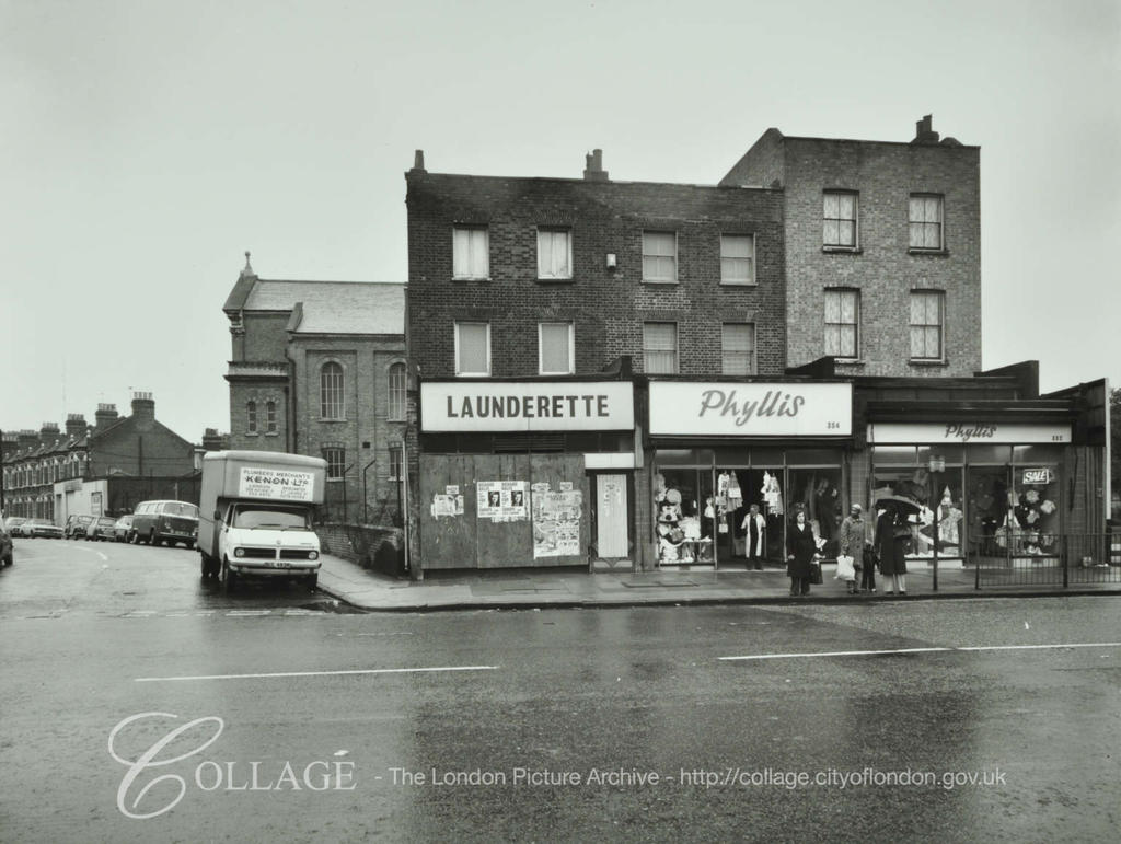 Old Kent Road,with Coburg Road left 1979.  X.png