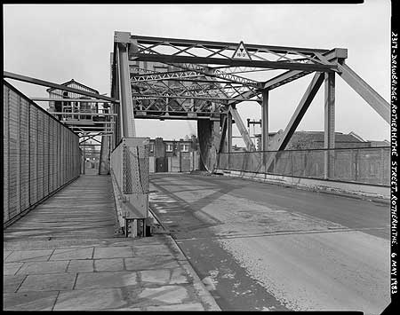 Rotherhithe Street, Drawbridge, 364 - 364  Rotherhithe.  X.png