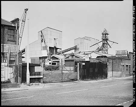 Rotherhithe Street, Rotherhithe, Bull Head Dock Wharf.  X.png