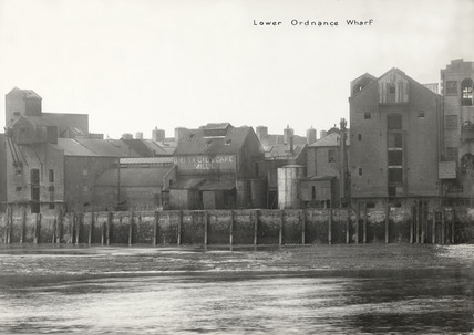 Rotherhithe Street, Lower Ordnance Wharf 1937.  X.png