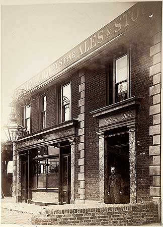 Trafalgar Avenue, Surrey Canal Tavern. X.png