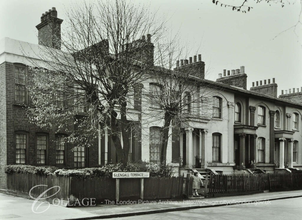 Glengall Road, 1-4 Glengall Terrace, Southwark. X.jpg